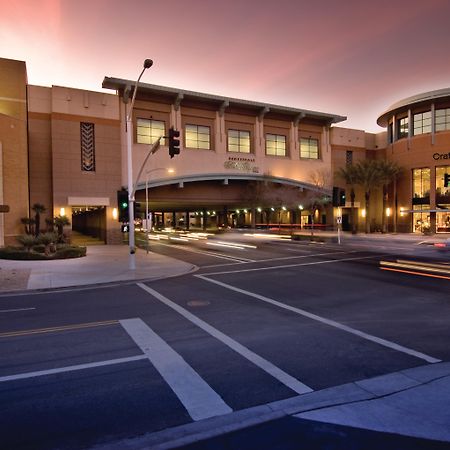 Holiday Inn Express Hotel & Suites Scottsdale - Old Town, An Ihg Hotel Bagian luar foto