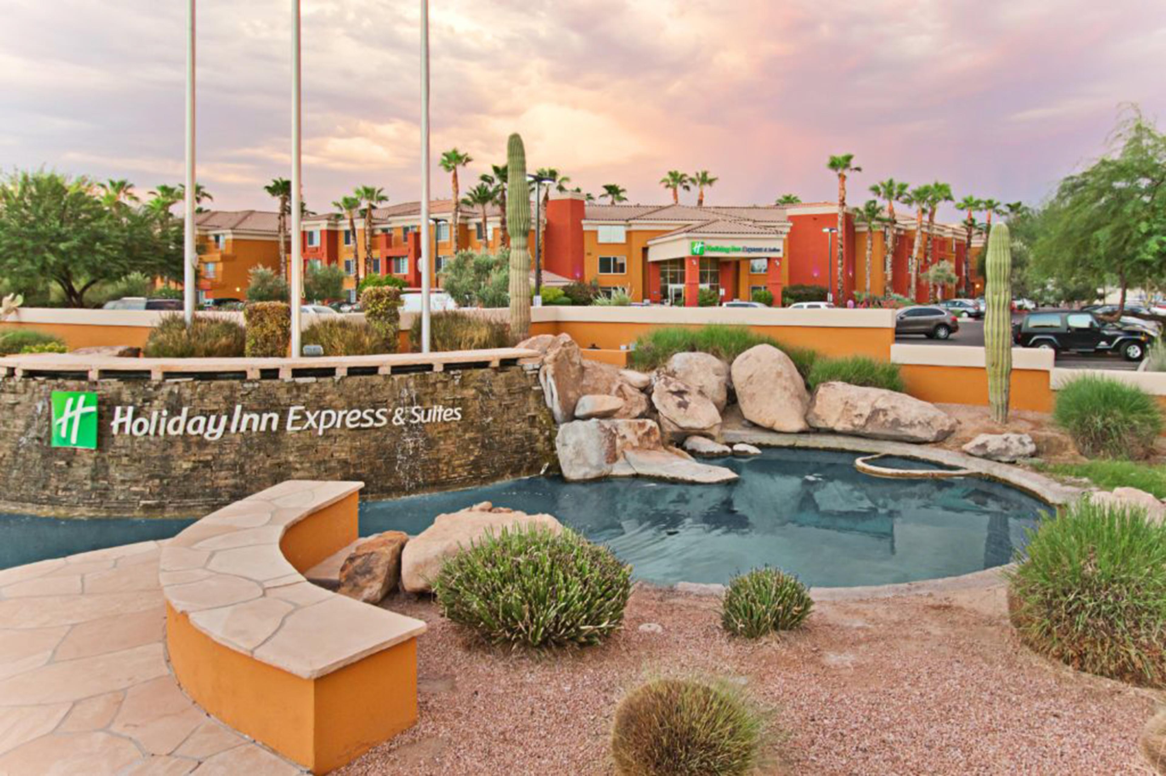 Holiday Inn Express Hotel & Suites Scottsdale - Old Town, An Ihg Hotel Bagian luar foto