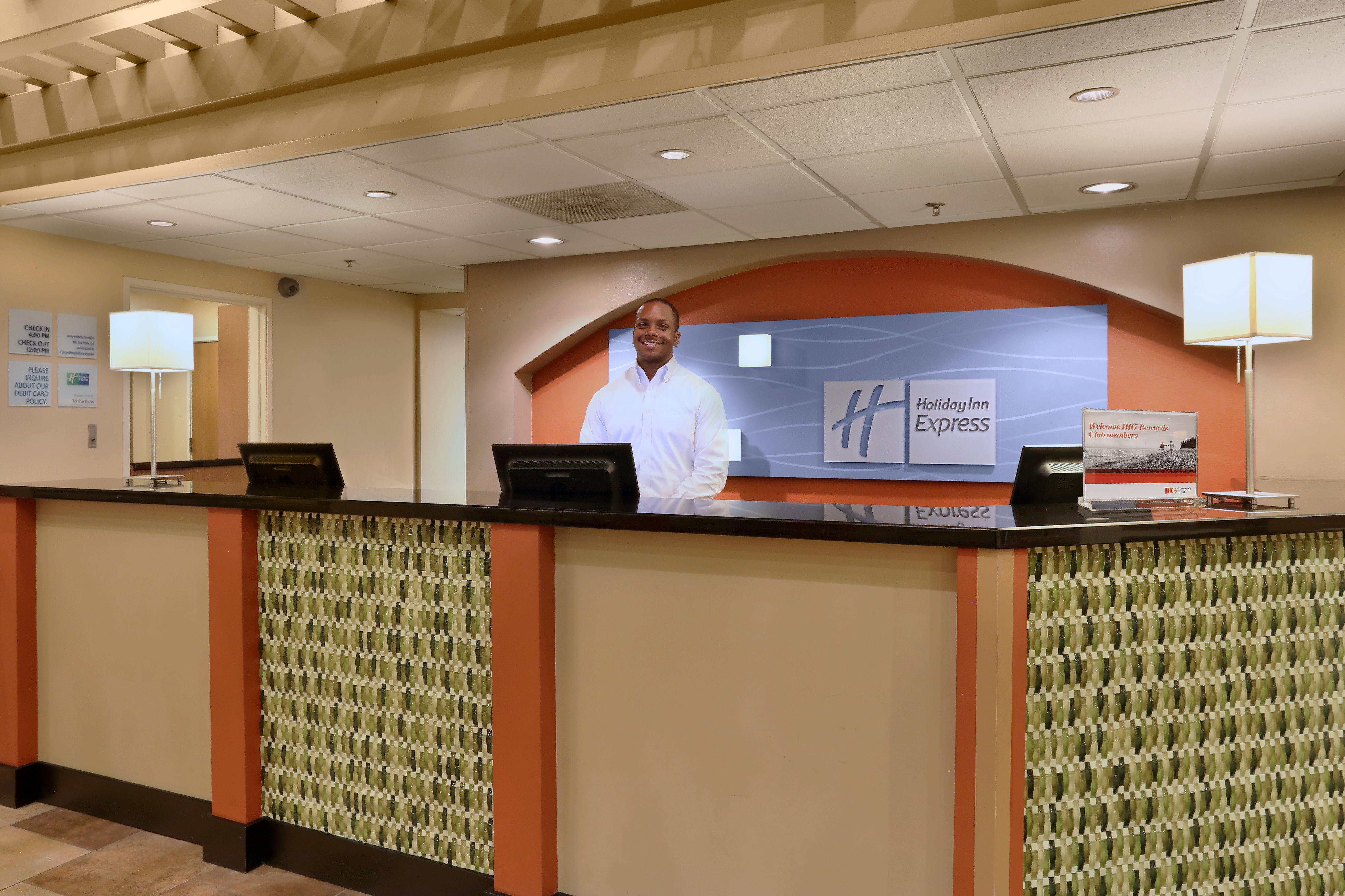 Holiday Inn Express Hotel & Suites Scottsdale - Old Town, An Ihg Hotel Bagian luar foto